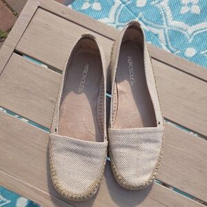 AEROSOLES Beige Linen Espadrille Slip-Ons